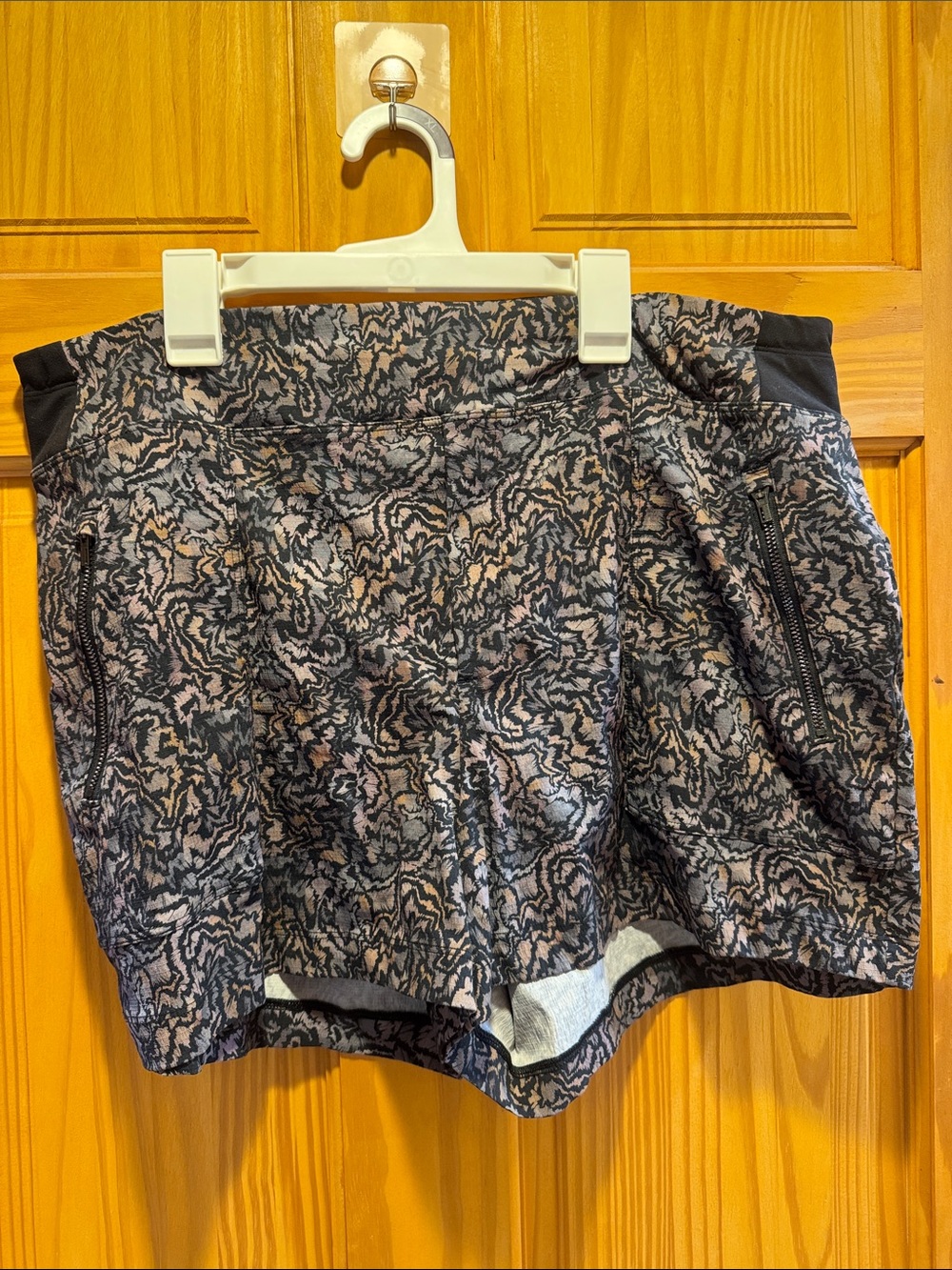 Athleta Black and Patterned Women’s Shorts
